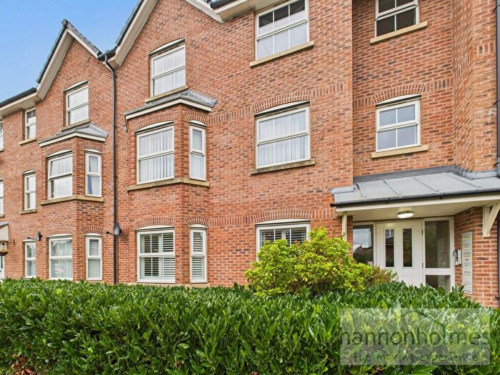 2 Bedroom Flat For Sale In Sunningdale Court, Little Lever, Bolton, BL3