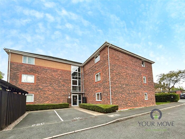 2 Bedroom Flat For Sale In Poplar Drive, Blurton, Stoke On Trent, Staffordshire, ST3