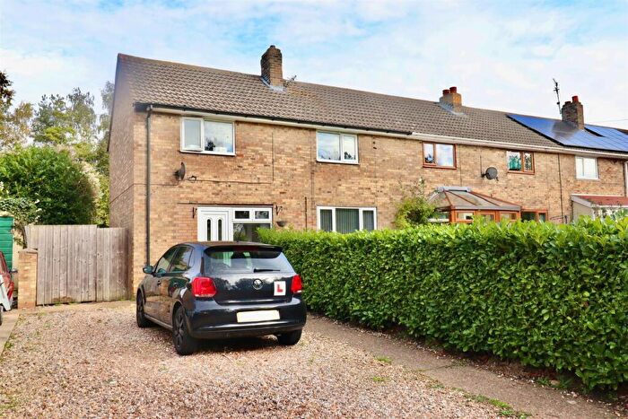 3 Bedroom House For Sale In Beck Road, Everthorpe, HU15
