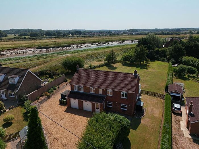 5 Bedroom Detached House For Sale In Vine Hill, Stow Bridge, King's Lynn, PE34