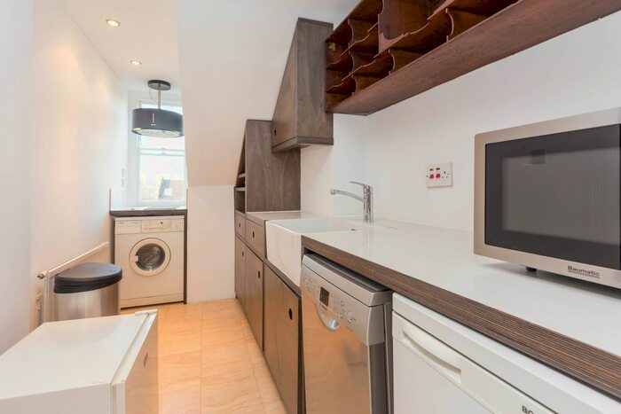 1 Bedroom Flat To Rent In Newington Green, London, N5