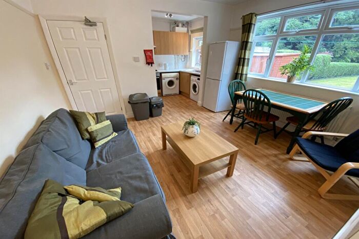 3 Bedroom Semi-Detached House To Rent In Lower Road, Beeston, NG9