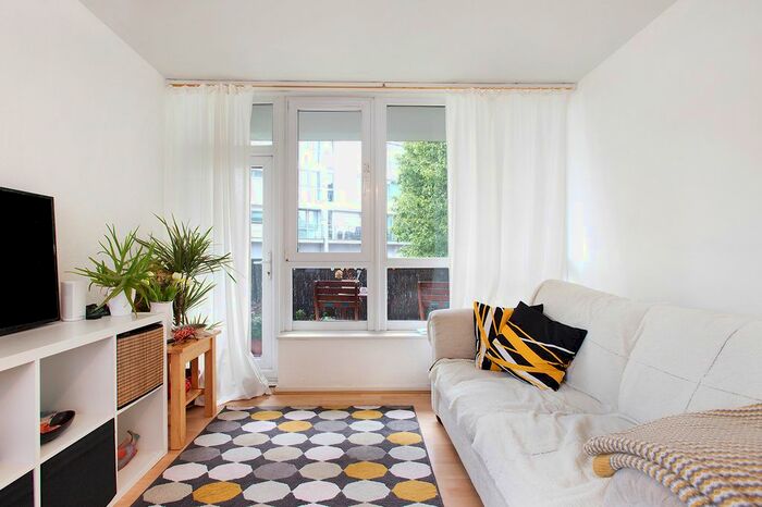 1 Bedroom Flat To Rent In Crosby Row, London, SE1