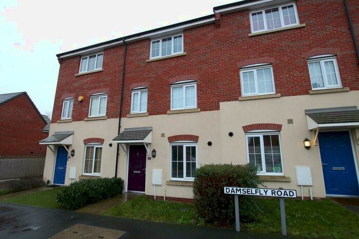 4 Bedroom House To Rent In Damselfly Road, Northampton, NN4