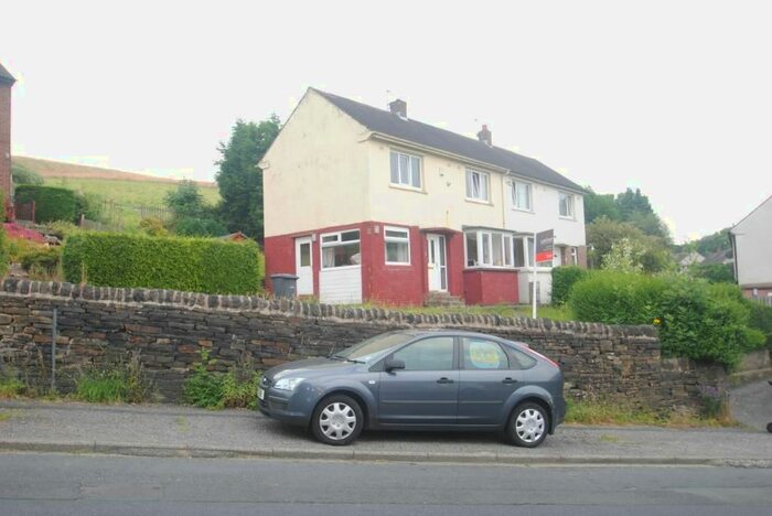 2 Bedroom Semi-Detached House To Rent In Hollin Lane, Windhill, Shipley, West Yorkshire, BD18