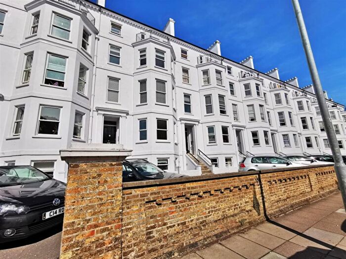 2 Bedroom Flat To Rent In Southsea Terrace, Southsea, PO5