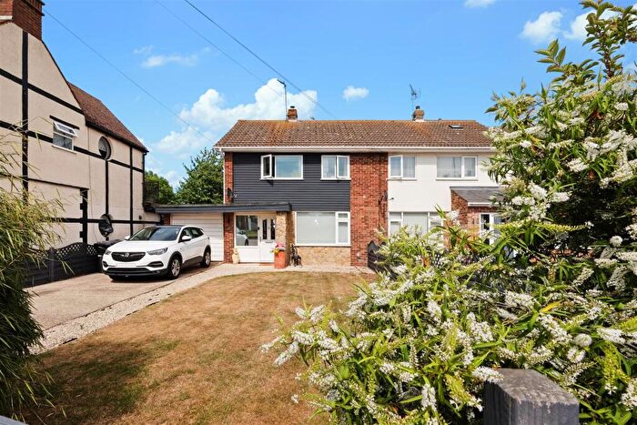 3 Bedroom Semi Detached House For Sale In Clover Rise, Whitstable, CT5