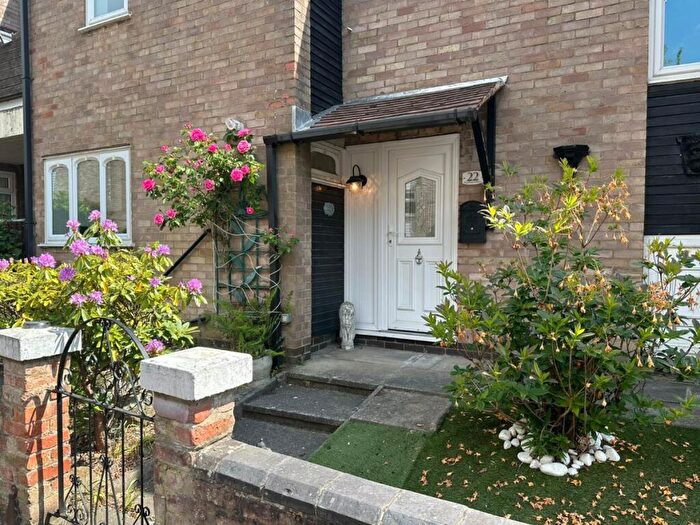 3 Bedroom Terraced House To Rent In Brindley Grove, Wilmslow, SK9