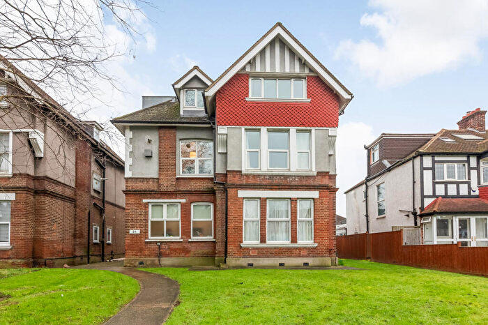 2 Bedroom Flat To Rent In St. Mildreds Road, London, SE12