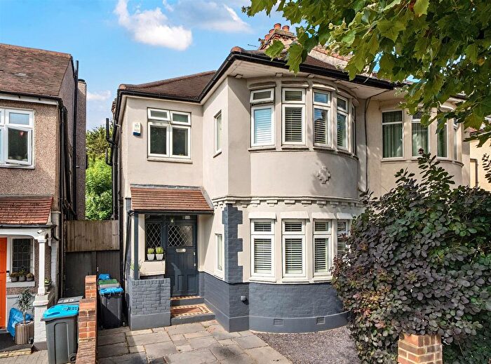 3 Bedroom Semi-Detached House For Sale In Chambers Lane, London, NW10
