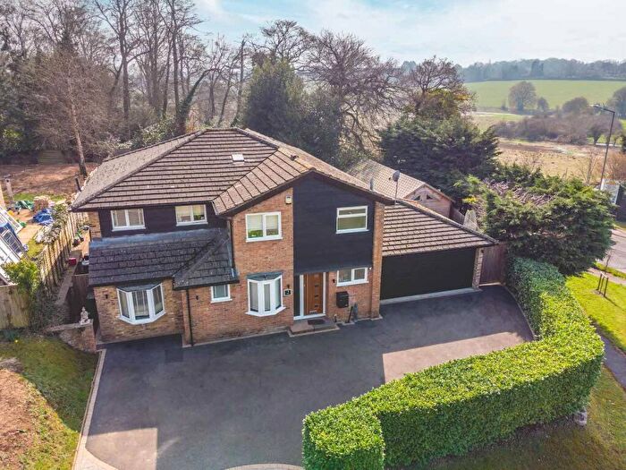 4 Bedroom Detached House For Sale In Turners Wood Drive, Chalfont St Giles, HP8