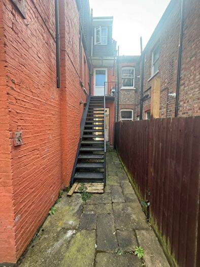 1 Bedroom Flat To Rent In London, N22