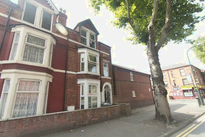 6 Bedroom Terraced House To Rent In Castle Boulevard, Nottingham, NG7