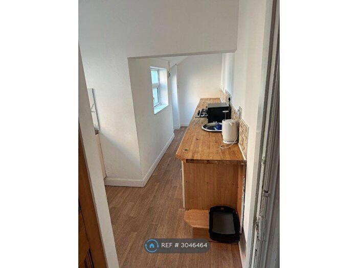 4 Bedroom Terraced House To Rent In Beaconsfield Road, Leicester, LE3