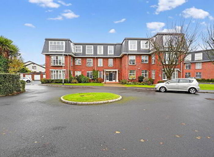 3 Bedroom Apartments For Sale In Thornhill Malone, Belfast, Belfast, BT9