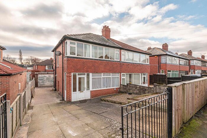 3 Bedroom Semi-Detached House To Rent In Henconner Road, Chapel Allerton, Leeds, LS7