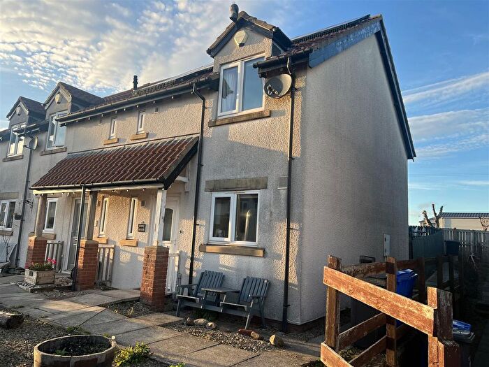 2 Bedroom End Of Terrace House To Rent In Kings Field, Seahouses, NE68