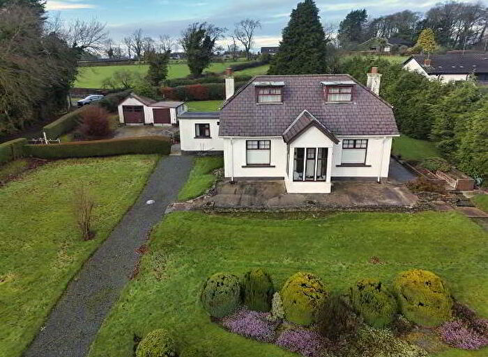 2 Bedroom Detached Bungalows For Sale In Fantastic Replacement/Development Opportunity (Stt, Newry Road, Banbridge, BT32