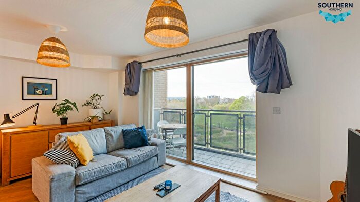 1 Bedroom Flat For Sale In Drovers Way, Holloway, London, N7
