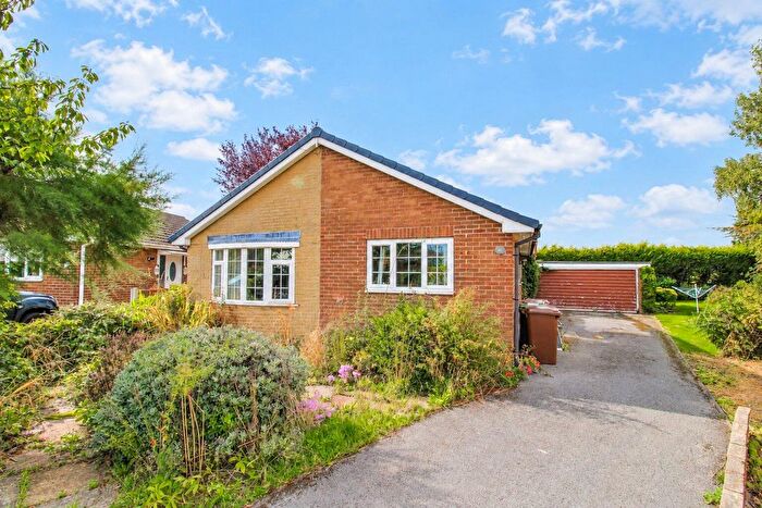 3 Bedroom Detached Bungalow For Sale In Elmwood Avenue, Walton, Wakefield, WF2