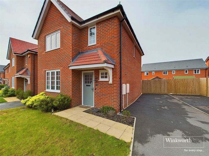 3 Bedroom Detached House To Rent In Bland Way, Shinfield, Reading, Berkshire, RG2