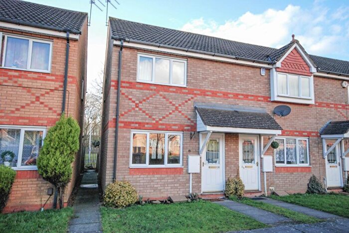 2 Bedroom End Of Terrace House To Rent In Thomson Close, Waterside, Rugby, CV21