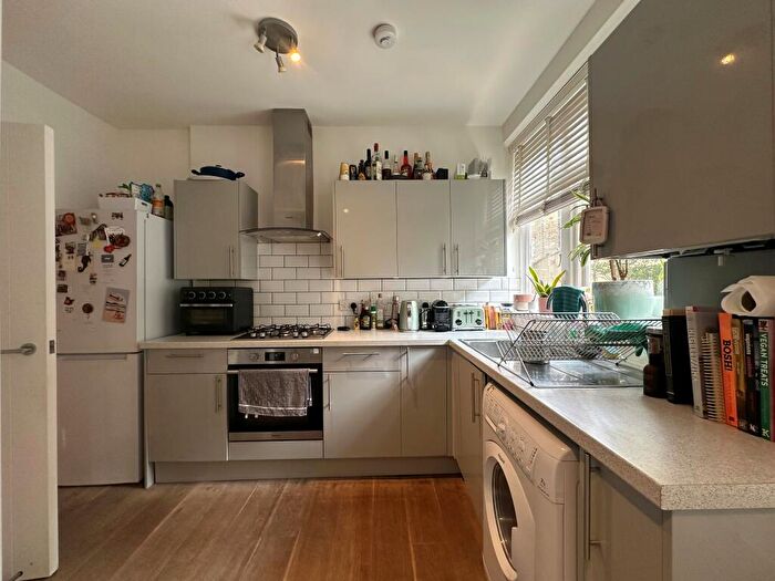 2 Bedroom Apartment To Rent In Merrow Street, London, SE17