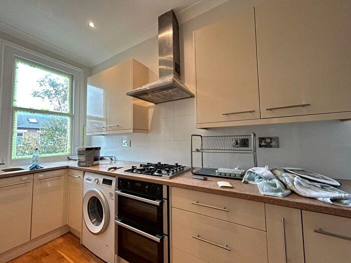 2 Bedroom Flat To Rent In London, W13