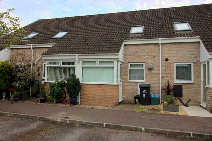 Detached House To Rent In Darters Close, Lydney, GL15
