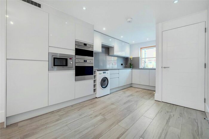 3 Bedroom Terraced House To Rent In Sefton Street, Putney, London, SW15