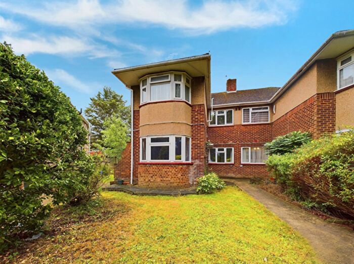 3 Bedroom Semi-Detached House To Rent In Fernwood Avenue, Wembley, HA0