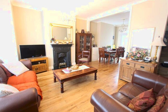 3 Bedroom Terraced House To Rent In Winchester Road, Edmonton, N9