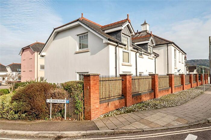 2 Bedroom Flat For Sale In Woolbrook Road, Sidmouth, Devon, EX10