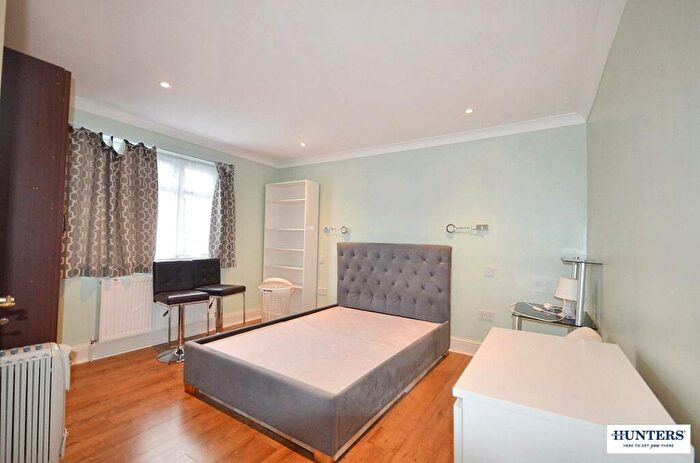 2 Bedroom Maisonette To Rent In Reeves Avenue, Kingsbury, London, NW9