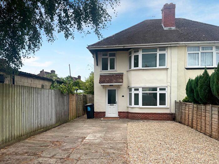 3 Bedroom Semi-Detached House To Rent In Drinkwater Close, Eastleigh, SO50