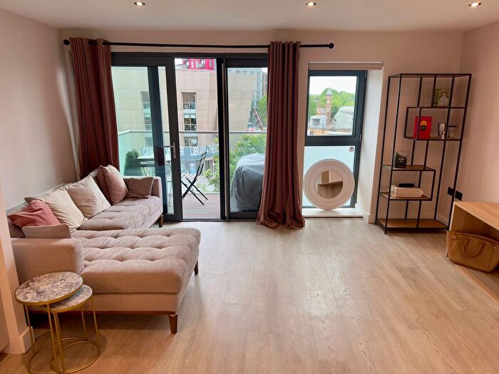 1 Bedroom Flat For Sale In Surrey Quays Road, Canada Water, London, SE16
