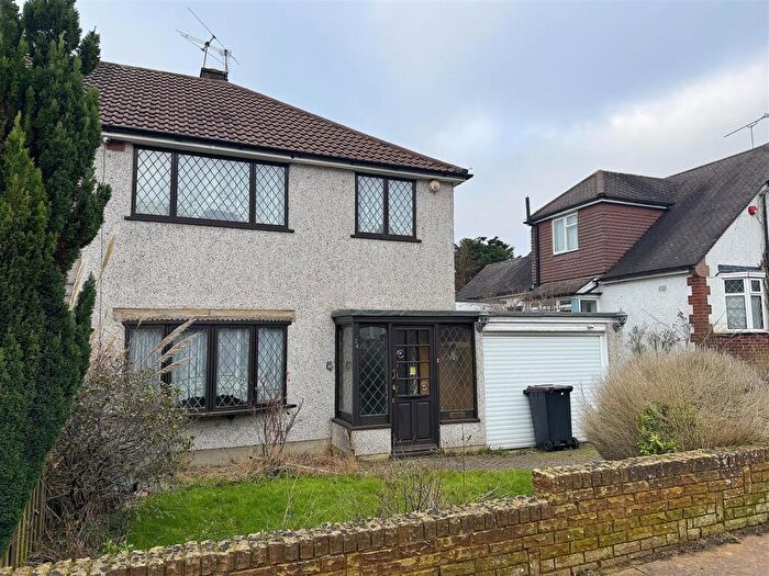 3 Bedroom Semi-Detached House To Rent In Forest Way, Orpington, BR5