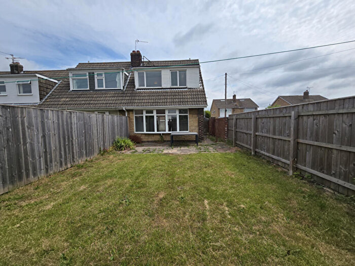 3 Bedroom Semi-Detached House To Rent In Clarondale, Sutton Park, Hull, HU7