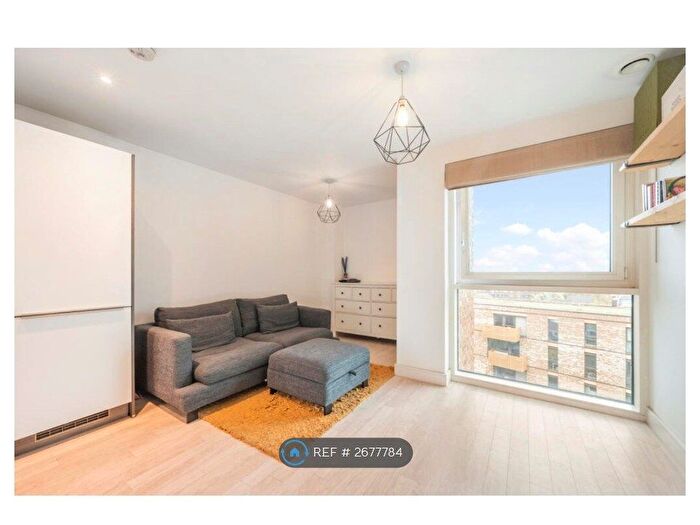 Studio To Rent In London, London, SE8