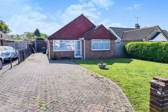 3 Bedroom Detached Bungalow To Rent In Andrew Crescent, Waterlooville, PO7