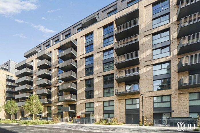 1 Bedroom Flat To Rent In Anax Street, London, N4