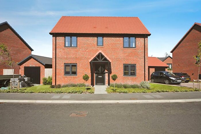 3 Bedroom Detached House For Sale In Castell Road, Bacton, Stowmarket, IP14