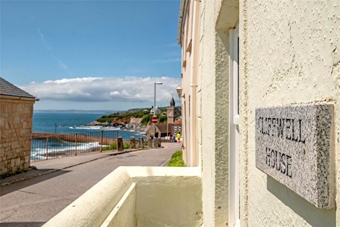 4 Bedroom Cottage For Sale In Cottage Close To The Beach, Porthleven, TR13
