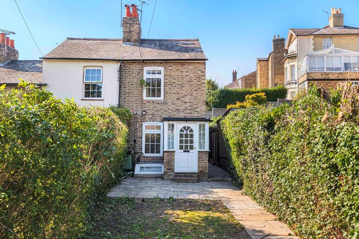 2 Bedroom End Of Terrace House To Rent In Byde Street, Hertford, SG14