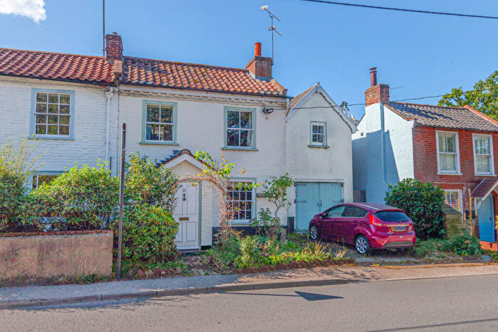 3 Bedroom End Of Terrace House For Sale In Burkitt Road, Woodbridge, IP12