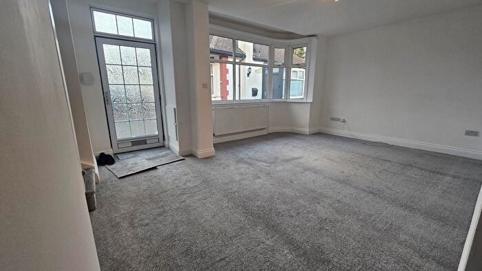 4 Bedroom Semi-Detached Bungalow To Rent In Randon Close, Harrow, HA2