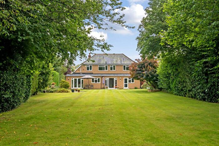 5 Bedroom Detached House For Sale In Botley Road, Chesham, HP5