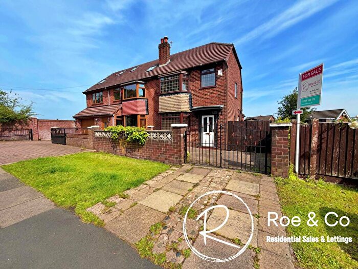 3 Bedroom Semi-Detached House For Sale In Plodder Lane, Farnworth, BL4