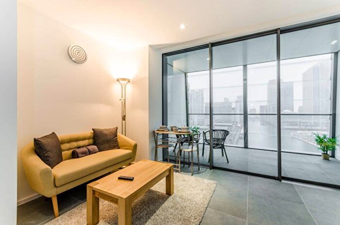 Studio To Rent In Dollar Bay Point, Canary Wharf, London, E14