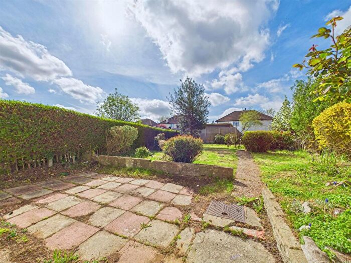 2 Bedroom Semi-Detached House For Sale In Uvedale Crescent, Croydon, CR0
